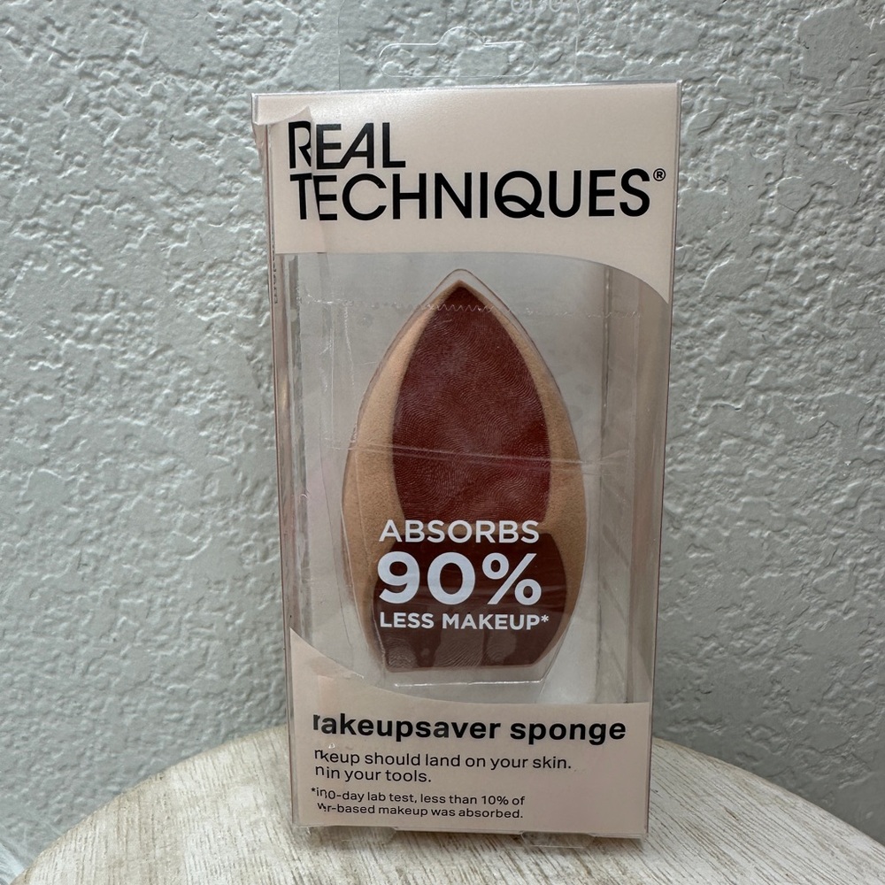 $6 🌙 Real Techniques Makeup Saver Sponge - Brown NEW